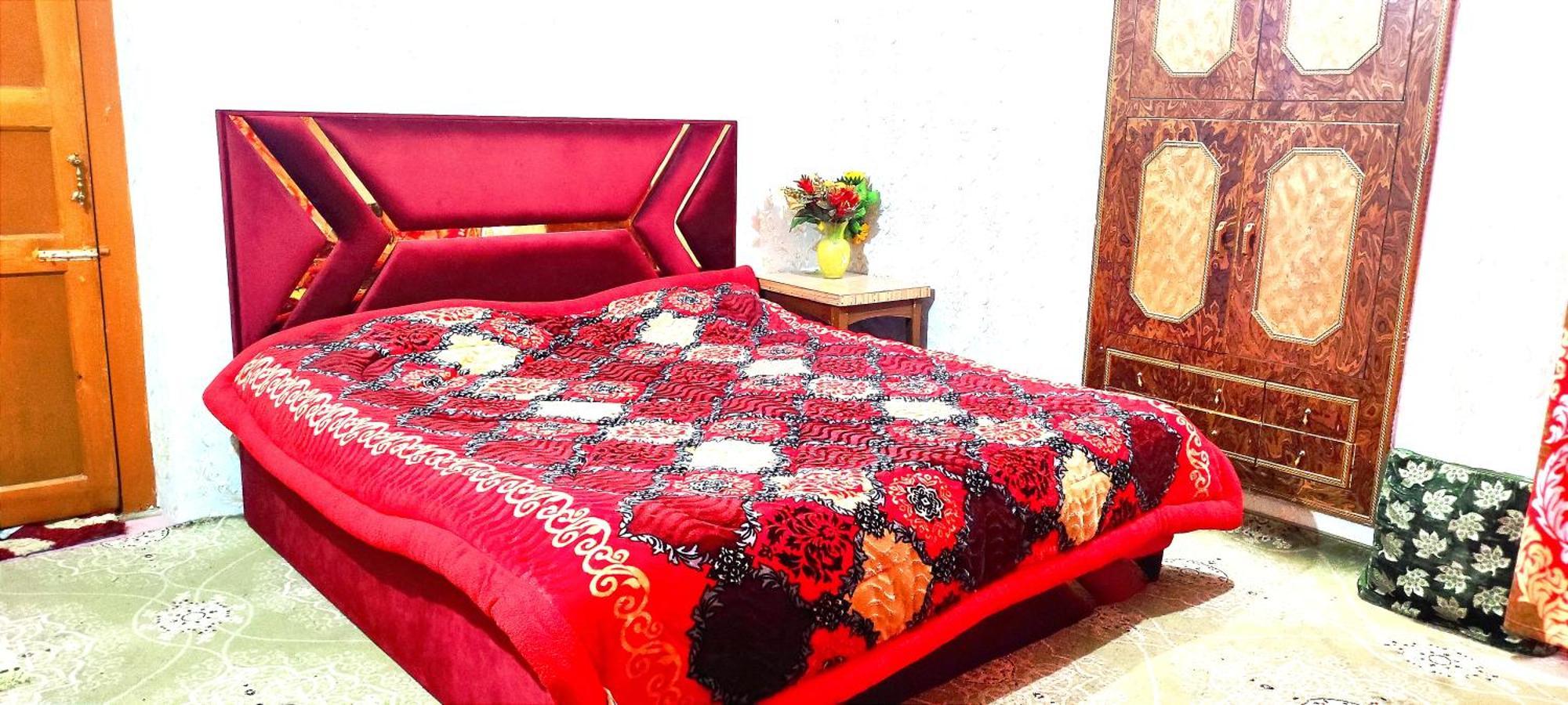 The Clover Inn Srīnagar 部屋 写真